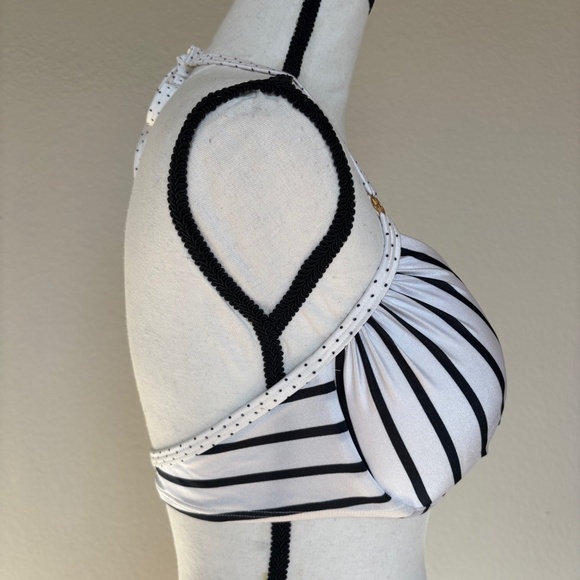 Victoria's Secret Swim Bikini Top Underwire Push-up Women's Bra Size 36D NWT - Picture 2 of 5